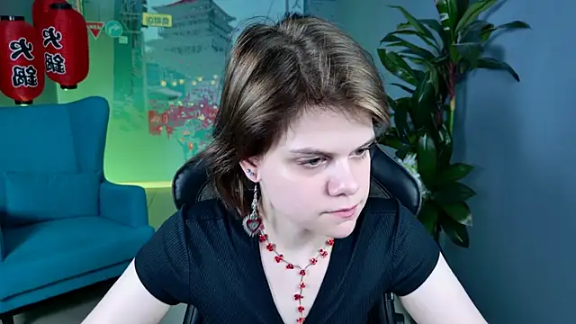 EllieMurler online show from 11-27-25, 09:11