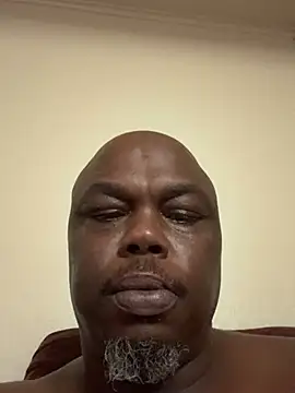 Snapshot of devon3421 chatting on 02-21-26, 04:46 devon3421 online show from 02-21-26, 04:46