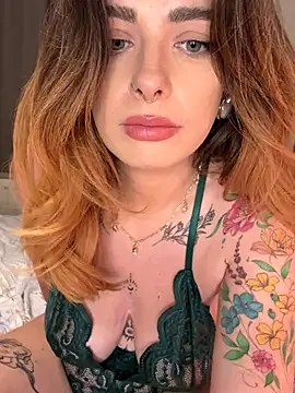 PiperPassionX online show from 10-04-25, 09:02