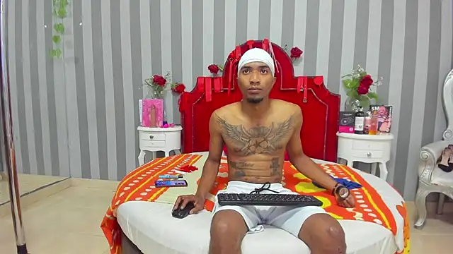 CaroyAndy online show from 04-27-26, 12:36