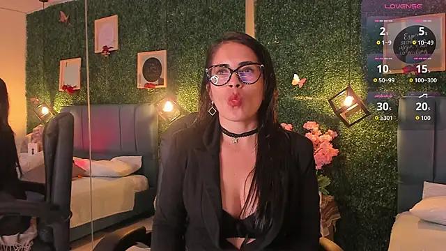 Linagh  online show from 09-30-25, 11:48