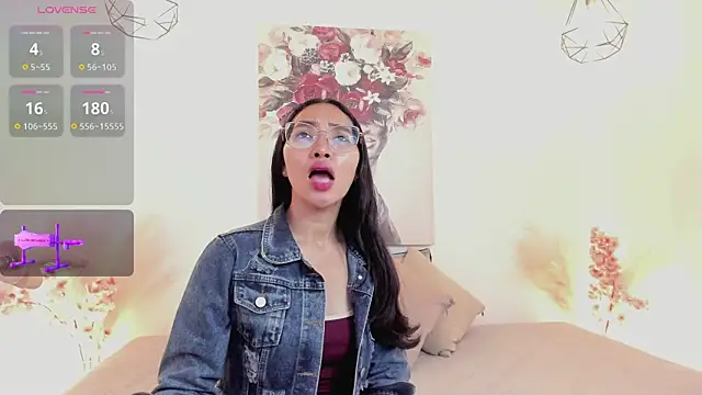 lucyy liiuu online show from 12-22-25, 03:09