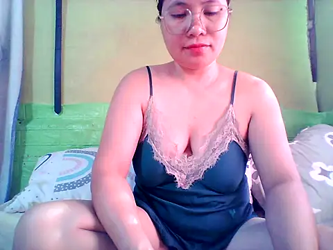 Snapshot of Bianca0516 chatting on 06-04-26, 11:44 Bianca0516 online show from 06-04-26, 11:44