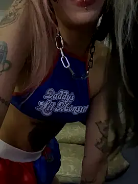 virtualgirlbr online show from 10-25-25, 12:40