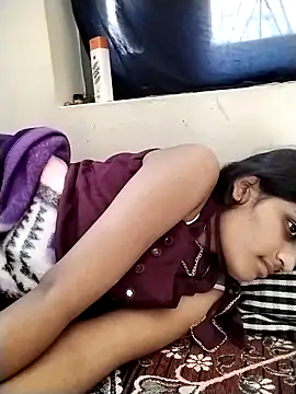 Sofia kuuu online show from 10-07-25, 05:37