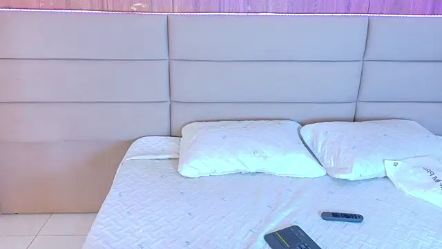 KiokoSen online show from 11-13-25, 02:43