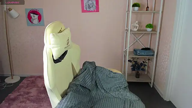 R0cket bunny online show from 09-13-25, 01:16