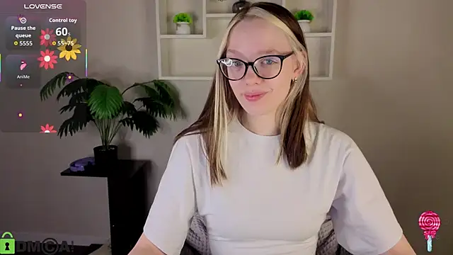 R0cket bunny online show from 05-18-26, 01:02
