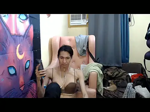Snapshot of GORDYFANTASY chatting on 04-15-26, 12:06 GORDYFANTASY online show from 04-15-26, 12:06