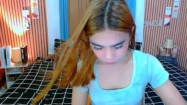 Snapshot of mikhaylahanderson chatting on 11-18-25, 03:34 mikhaylahanderson online show from 11-18-25, 03:34