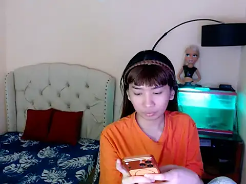 ShantalFoxxy  online show from 03-20-26, 12:54