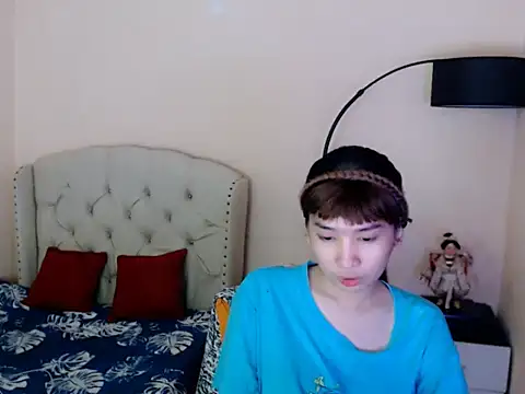 ShantalFoxxy  online show from 07-23-26, 01:58