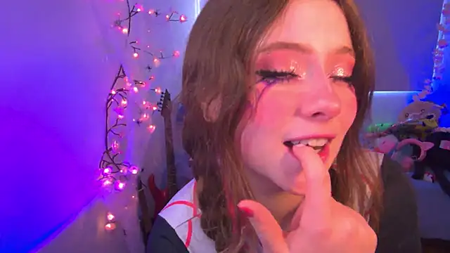 Lil bela online show from 12-03-25, 11:52