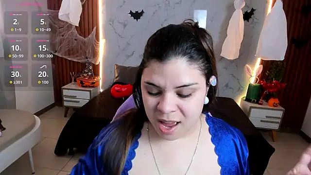 Snapshot of shasha_bloom chatting on 10-29-25, 07:26 shasha bloom online show from 10-29-25, 07:26