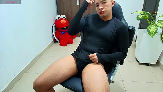 sebastian oconnor77 online show from 09-28-25, 12:43