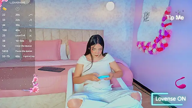 sweet artemiis online show from 11-06-25, 08:32