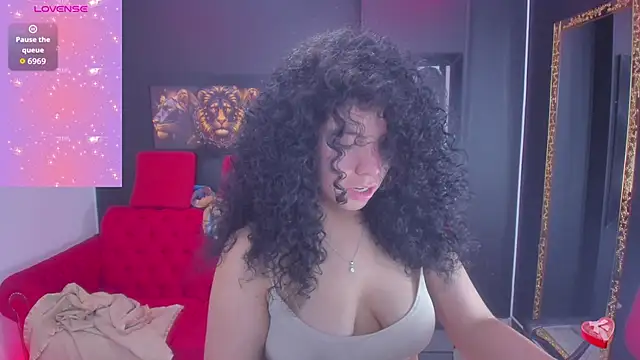 Snapshot of angelita_martins chatting on 10-01-25, 08:15 angelita martins online show from 10-01-25, 08:15