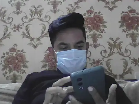 Snapshot of NIVAN_7251 chatting on 11-15-25, 05:42 NIVAN 7251 online show from 11-15-25, 05:42