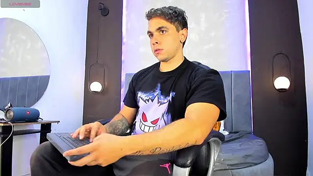 Liam walk  online show from 10-14-25, 11:49