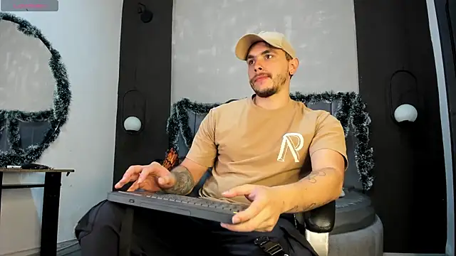 Liam walk  online show from 12-20-25, 10:17