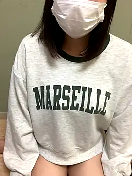 Snapshot of -SAKI-xx chatting on 10-23-25, 05:51 -SAKI-xx online show from 10-23-25, 05:51