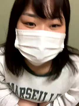 Snapshot of -SAKI-xx chatting on 11-16-25, 02:00 -SAKI-xx online show from 11-16-25, 02:00