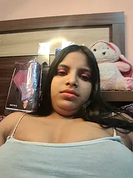 Maahhii 2 online show from 04-29-26, 08:04