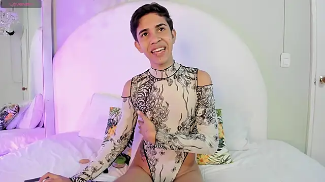 Snapshot of JoshuaSanzz chatting on 09-13-25, 04:23 JoshuaSanzz online show from 09-13-25, 04:23