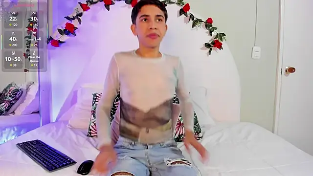 Snapshot of JoshuaSanzz chatting on 09-26-25, 04:49 JoshuaSanzz online show from 09-26-25, 04:49