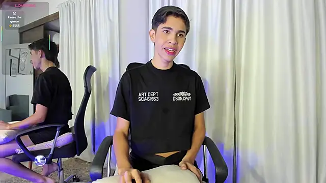 Snapshot of JoshuaSanzz chatting on 09-30-25, 04:28 JoshuaSanzz online show from 09-30-25, 04:28