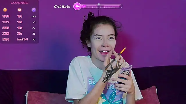 RavennMoonn online show from 09-17-25, 07:59