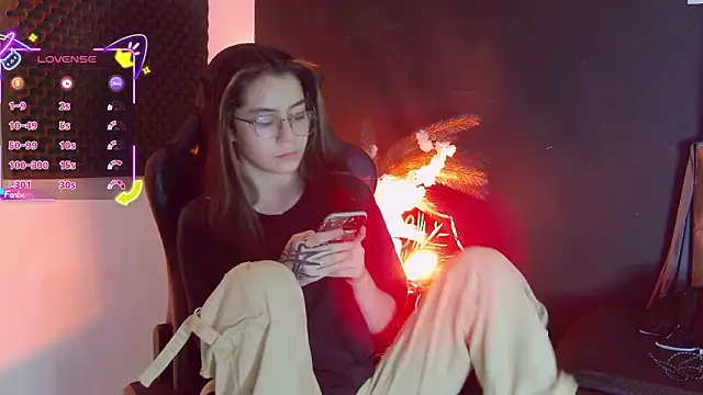 RavennMoonn online show from 03-13-26, 01:40