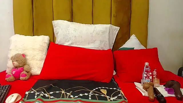 RoundaAssx22 online show from 02-20-26, 08:53