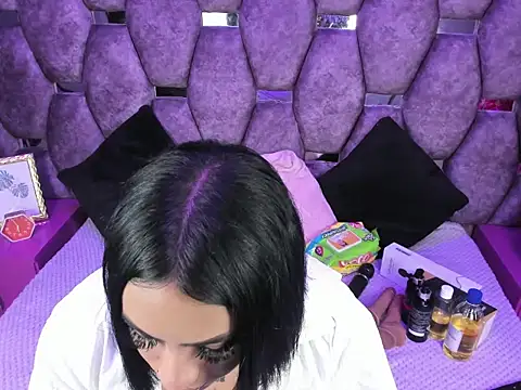 nikky latin online show from 02-18-26, 03:24