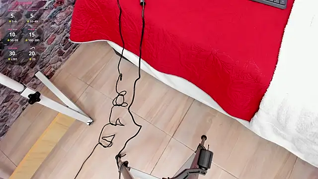 ALYANNA HOT  online show from 10-13-25, 01:11