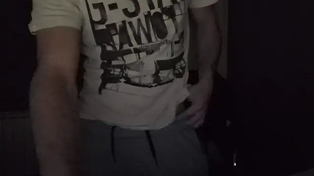 Snapshot of Jorge20F chatting on 01-06-26, 02:04 Jorge20F online show from 01-06-26, 02:04