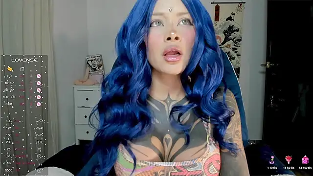 Snapshot of AlinaLukyanova chatting on 05-03-26, 04:40 AlinaLukyanova online show from 05-03-26, 04:40