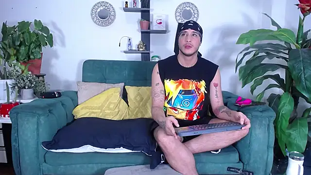 Snapshot of Borsalino_Adam chatting on 09-14-25, 06:51 Borsalino Adam online show from 09-14-25, 06:51