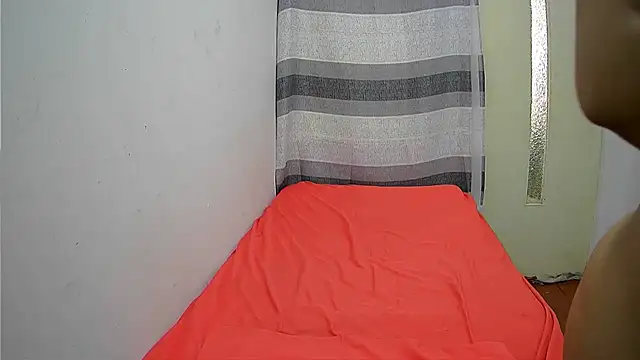 ThickHunn99 online show from 10-10-25, 04:55