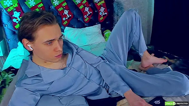 WilliamDyson online show from 01-12-26, 03:45