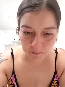 Fernandar2025 online show from 03-14-26, 06:02