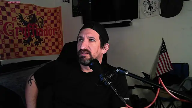 DevilPup75  online show from 10-03-25, 03:09