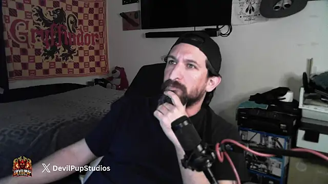 DevilPup75  online show from 02-08-26, 04:49