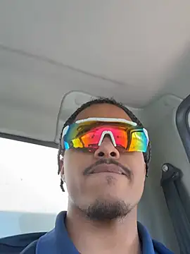 Robono12 online show from 04-21-26, 06:34