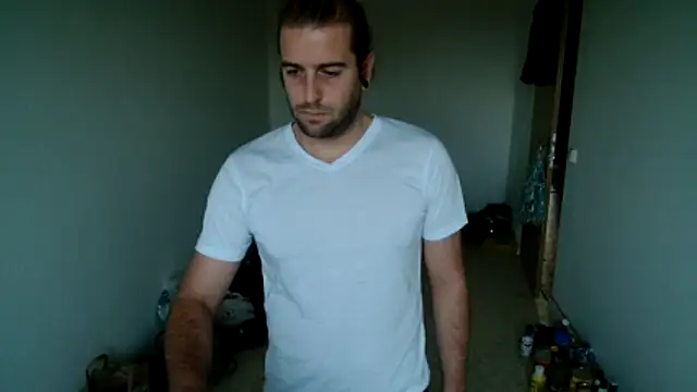 Snapshot of hei_69 chatting on 10-20-25, 03:45 hei 69 online show from 10-20-25, 03:45