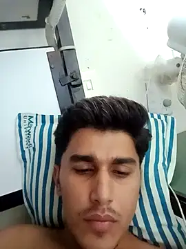 Snapshot of HarryChoudhary21 chatting on 10-12-25, 07:02 HarryChoudhary21 online show from 10-12-25, 07:02