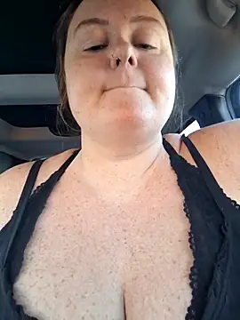 Snapshot of 50-shades-of-JADE chatting on 12-05-25, 01:20 50-shades-of-JADE online show from 12-05-25, 01:20