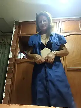 MaryeLunna online show from 01-16-26, 02:04