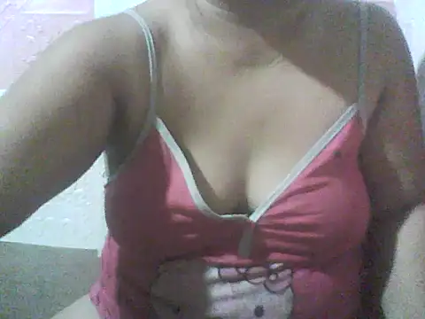 Azrielxx05 online show from 04-10-26, 01:27