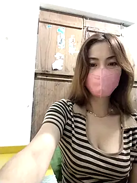 Snapshot of Baby-ladysweet20 chatting on 09-13-25, 09:14 Baby-ladysweet20 online show from 09-13-25, 09:14